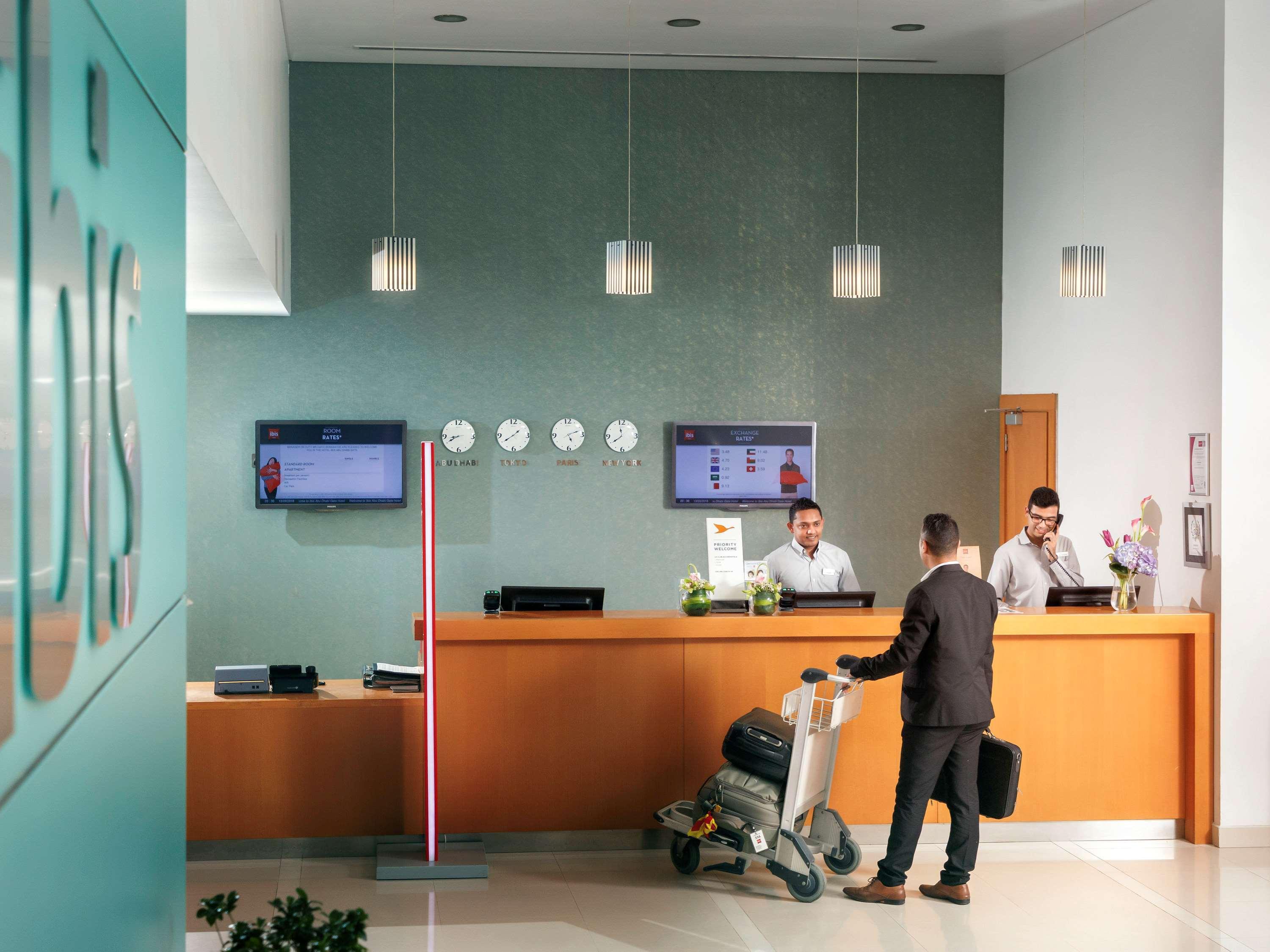 Hotel Ibis Gate 3*