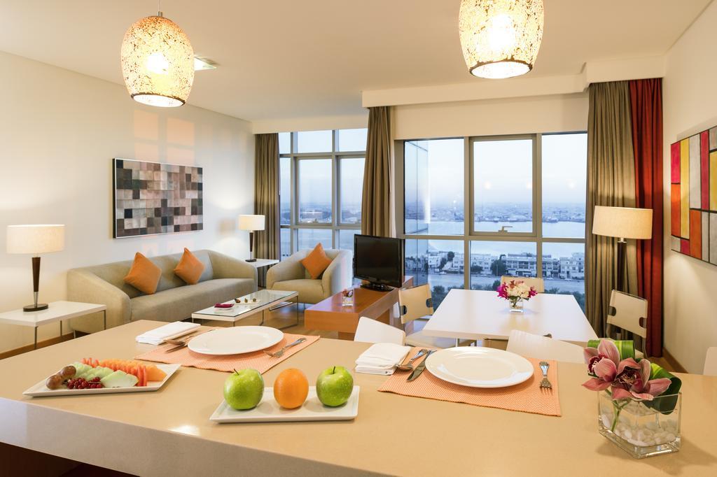 Ibis Gate Hotel