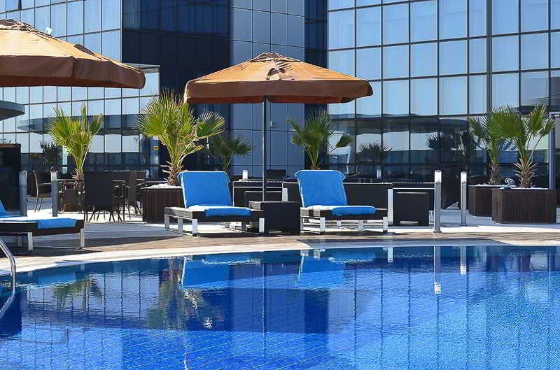 Ibis Gate Hotel 3*