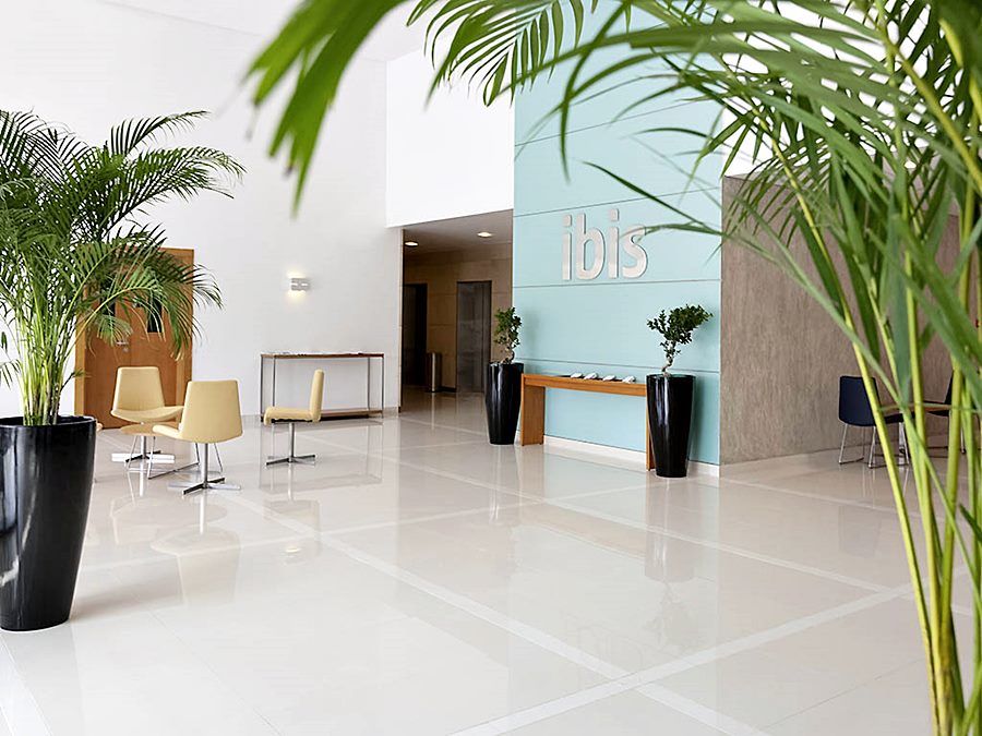 Ibis Gate Отель